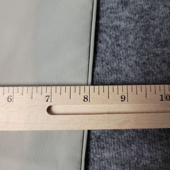 Banana Republic Cream Chinos with Flat Front Design - Picture 14 of 15